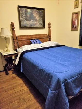 Roanoke Room For Rent Furnished 1st - Room for Rent