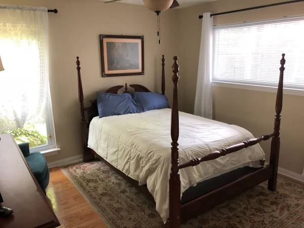 Waco Furnished Bedroom In Professional - Room for Rent