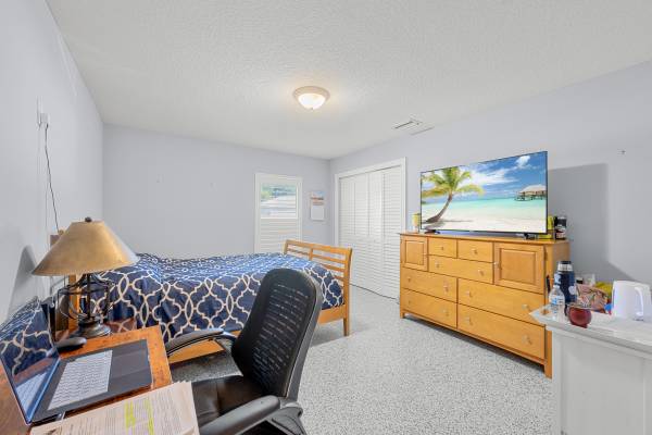 Fort Pierce Furnished Private Bed Bath - Room for Rent