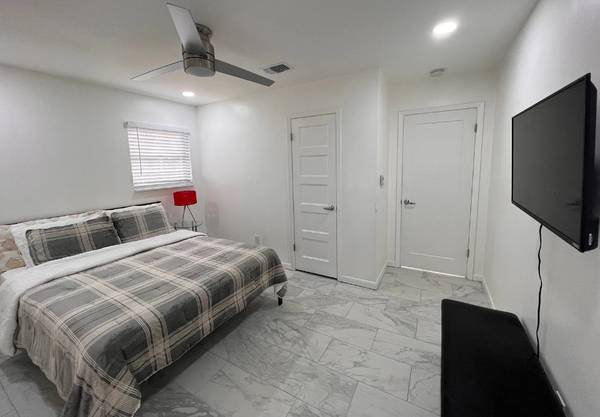 Signature Star Room – Your Perfect Stay - rooms &amp; shares - apartment room roommate share rent