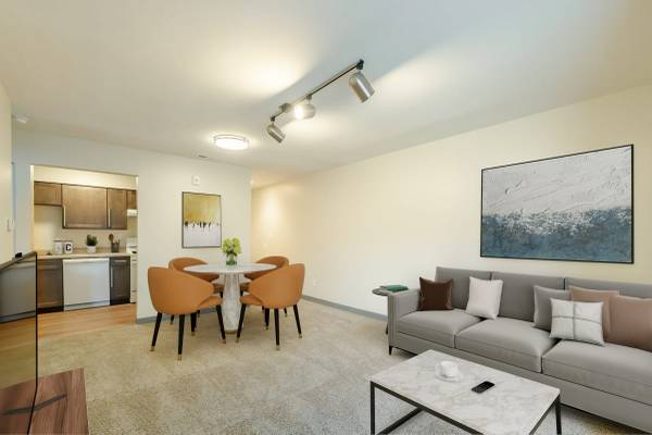 Columbus 2bd 1ba Off Street Parking - Room for Rent