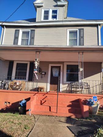 Roanoke Home Sweet Home Suite - Room for Rent