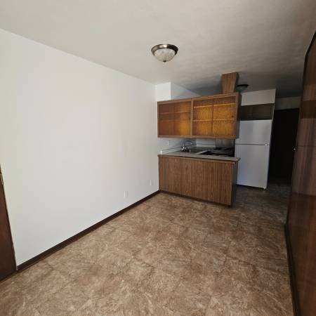 La Crosse 1525 State St Bedroom Bath - Room for Rent