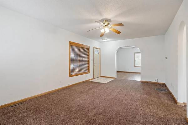 Stillwater Charming Updated Home Near - Room for Rent