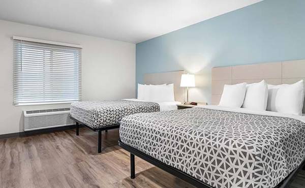 Elkhart Miles From Rv Hall Of Fame - Room for Rent