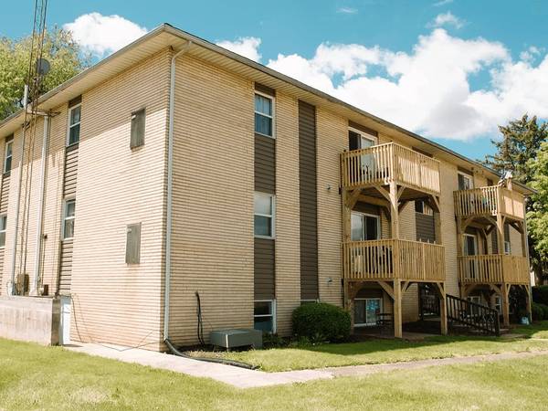 Newark Located In Newark Bedroom - Room for Rent