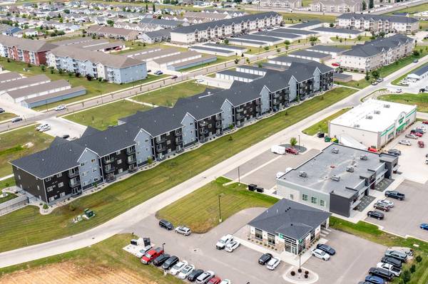 Fargo In Unit Laundry Bd Situated In - Room for Rent