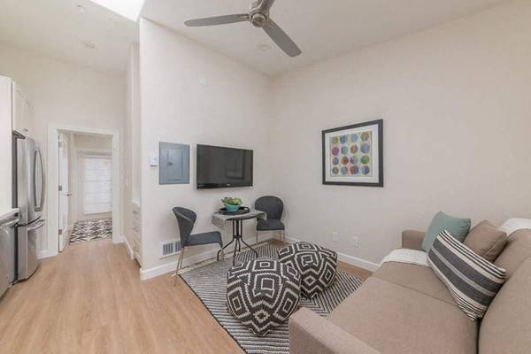 Santa Cruz Ideal Br Hideaway Covered - Room for Rent