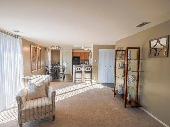 Fort Wayne Package Receiving New - Room for Rent