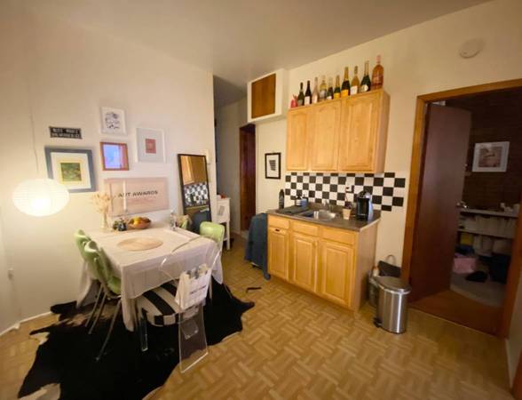 Furnished 1Bedroom Apartment**Utilities Included