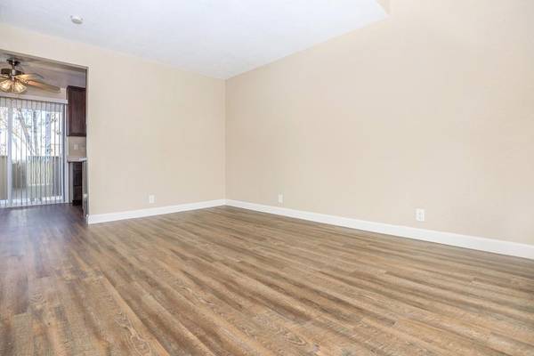 Pleasant Hill Bd Ba Covered Parking Air - Room for Rent