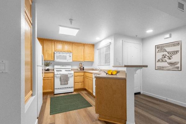 Goleta 2b 2b With Ample Living Space - Room for Rent