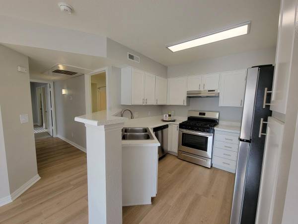 Sandy Playground Private Patio Or - Room for Rent